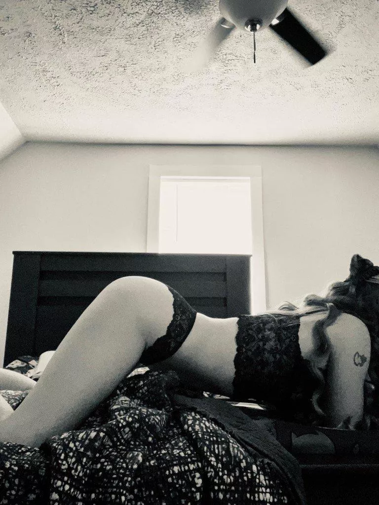 Bend this Wife Over and Fuck Me Hard posted by RSloane523