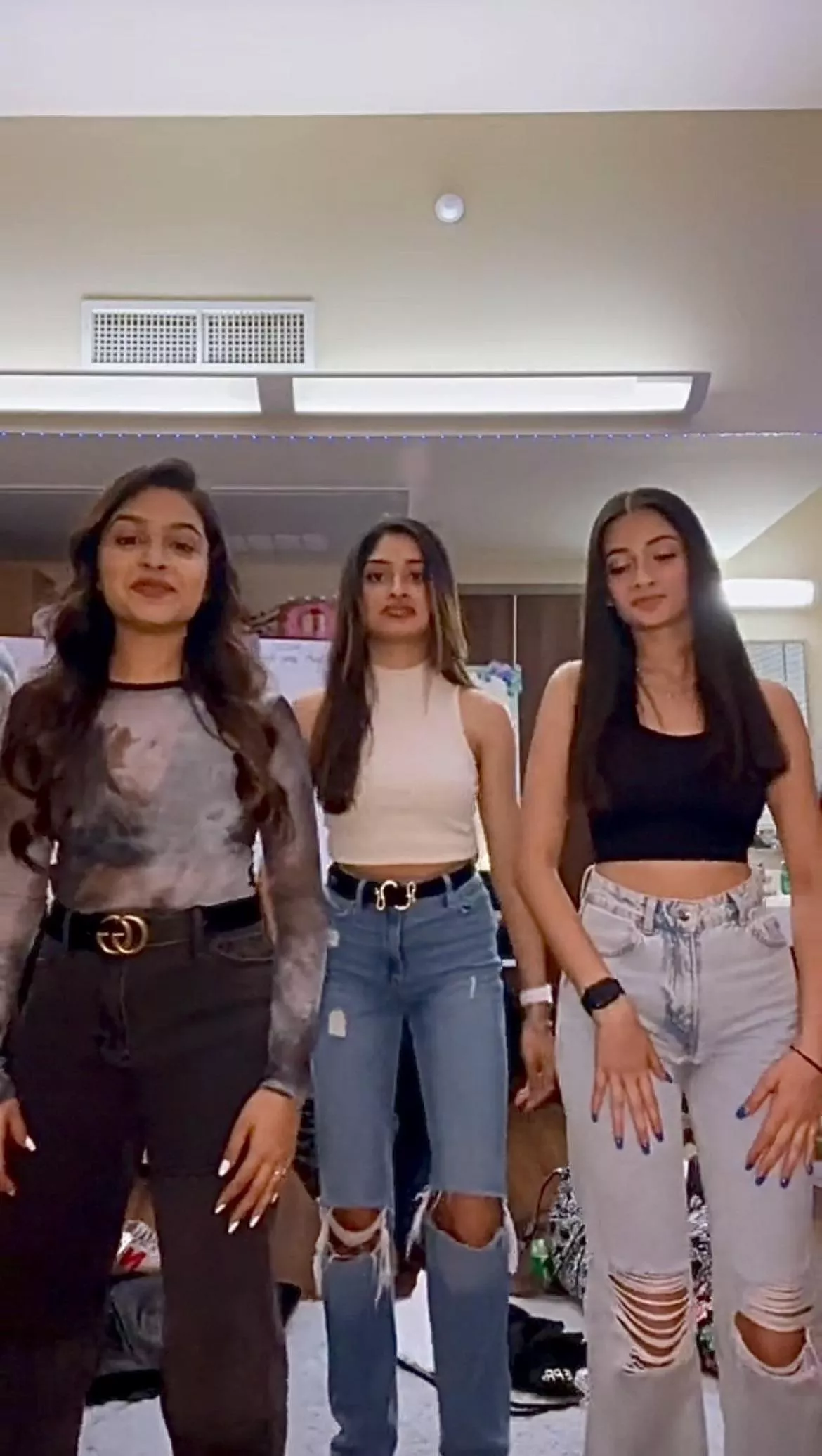 Brown girls  posted by Mysterious-Green-538