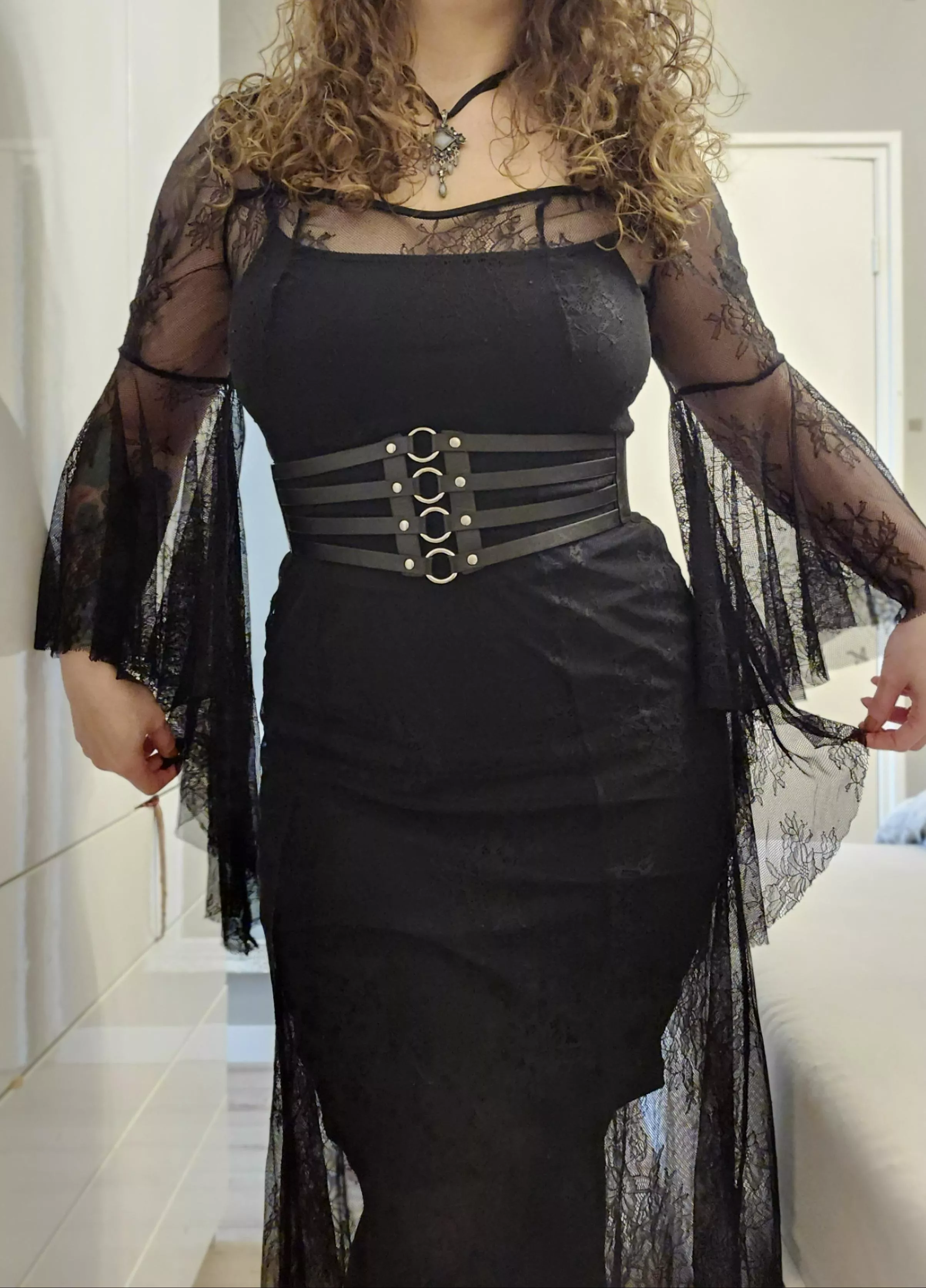 Dressed up  posted by Rich-Protection2188