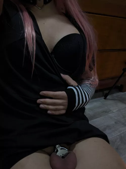 First time showing off my inverted cage by ThiccSissyFemboi