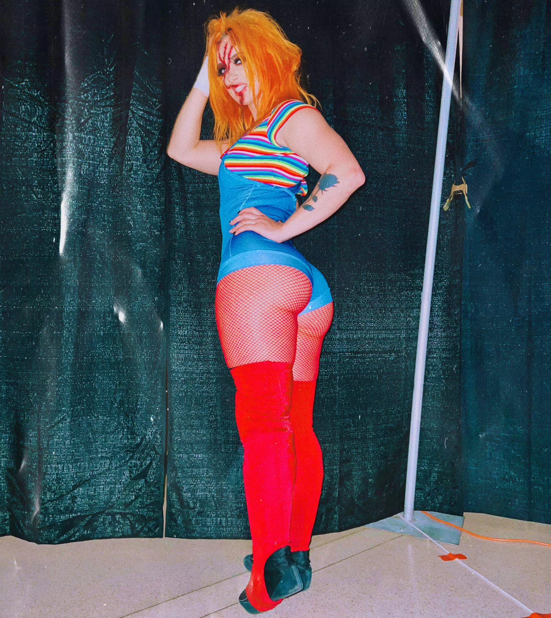 Gigi Dolin posted by tomcamisi