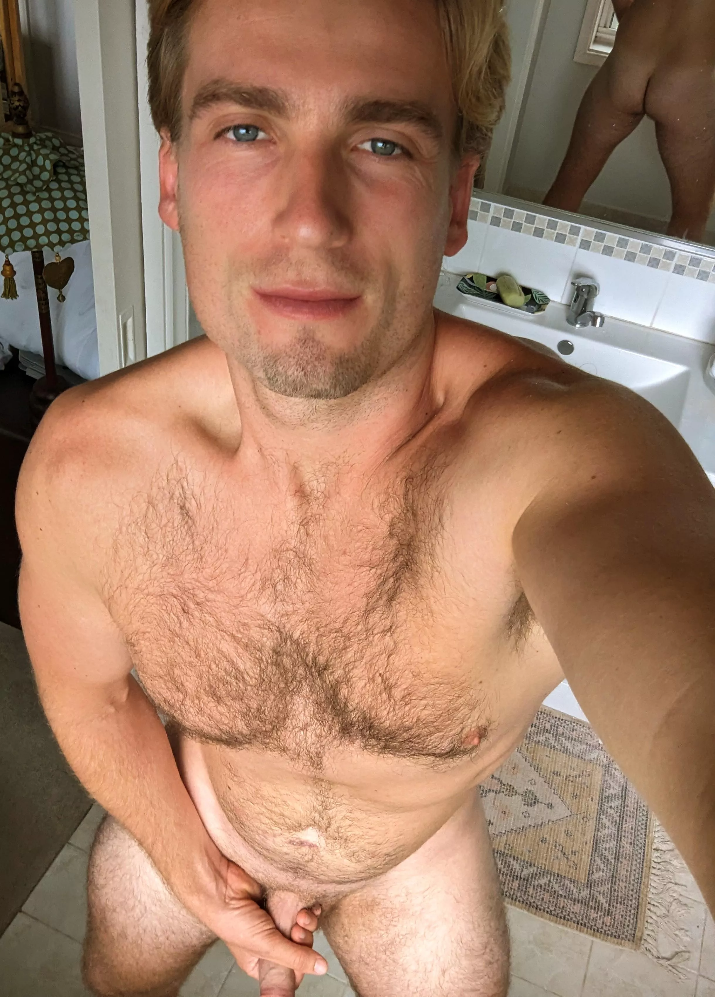 Hey, didn't notice the mirror posted by exhibition_daddy