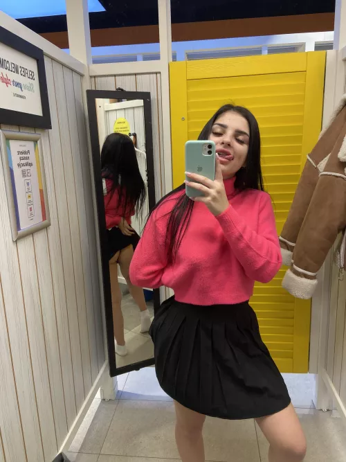 I hope you'll see what I've hidden! haha by ari_queeen