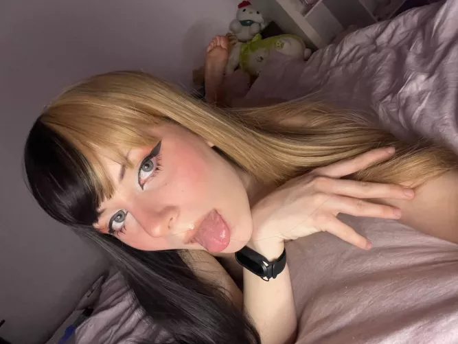 I wish more guys like natural tits by Maxieitner