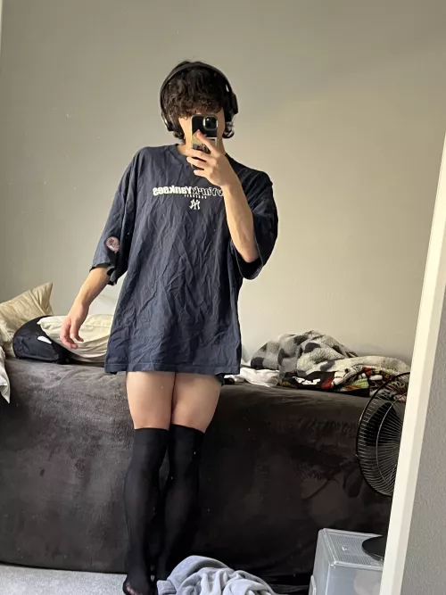 is the shirt too big😭😭 by chiya-jade