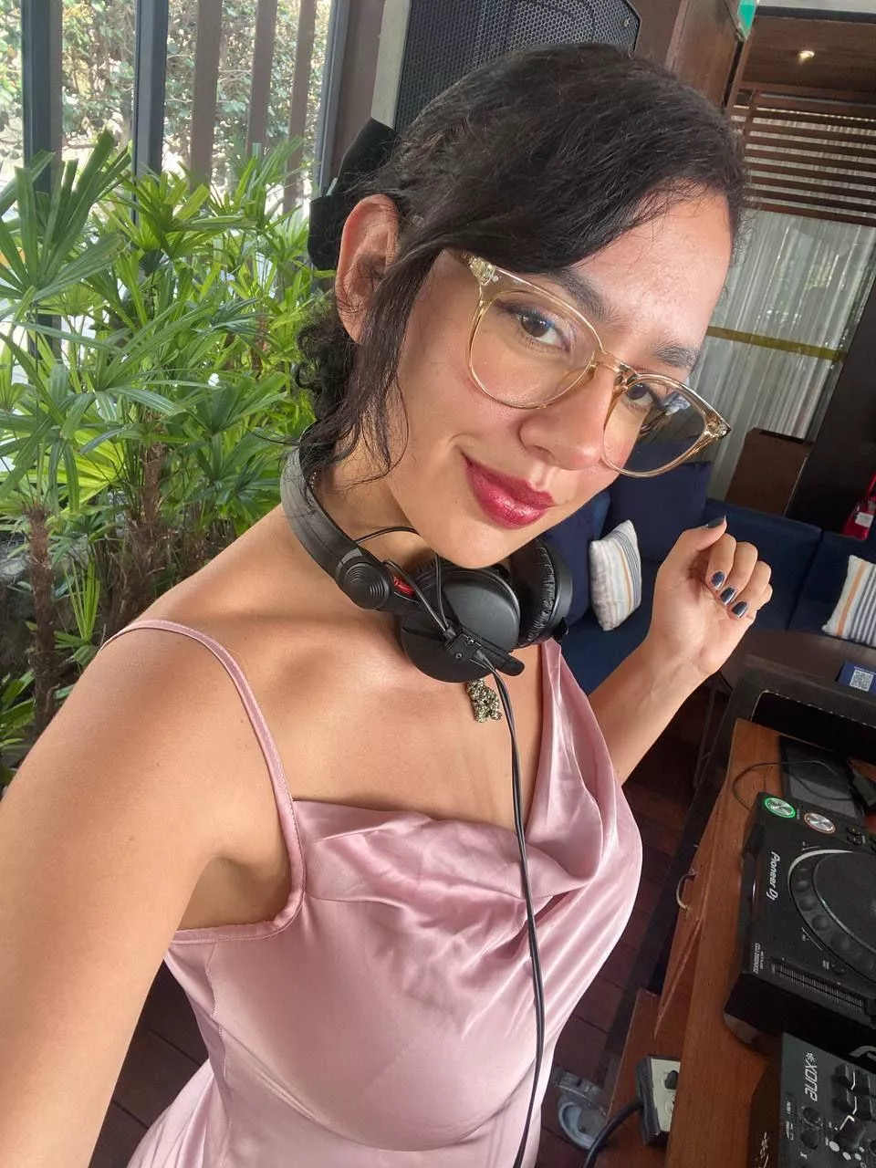 IUTR your DJ posted by gabby_stimulus