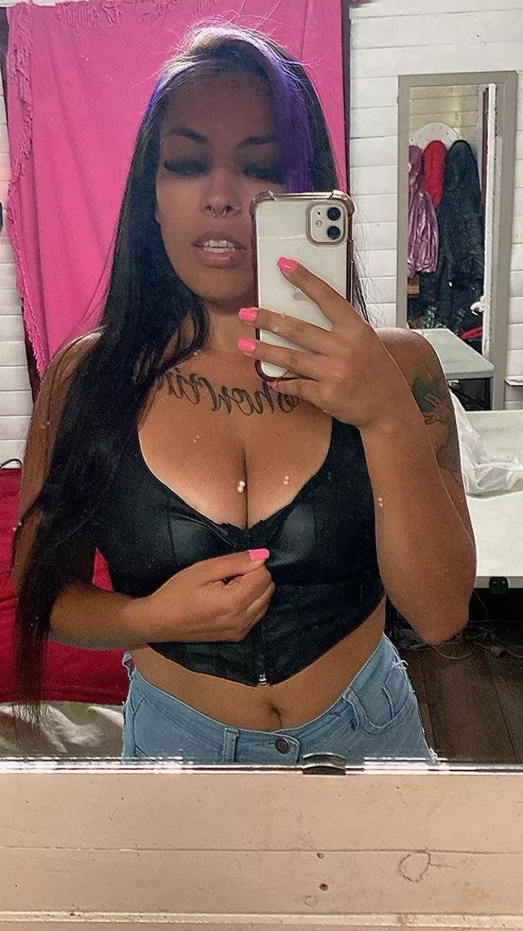 My hair may not be natural, but these tits sure are. posted by bluehairstriiper