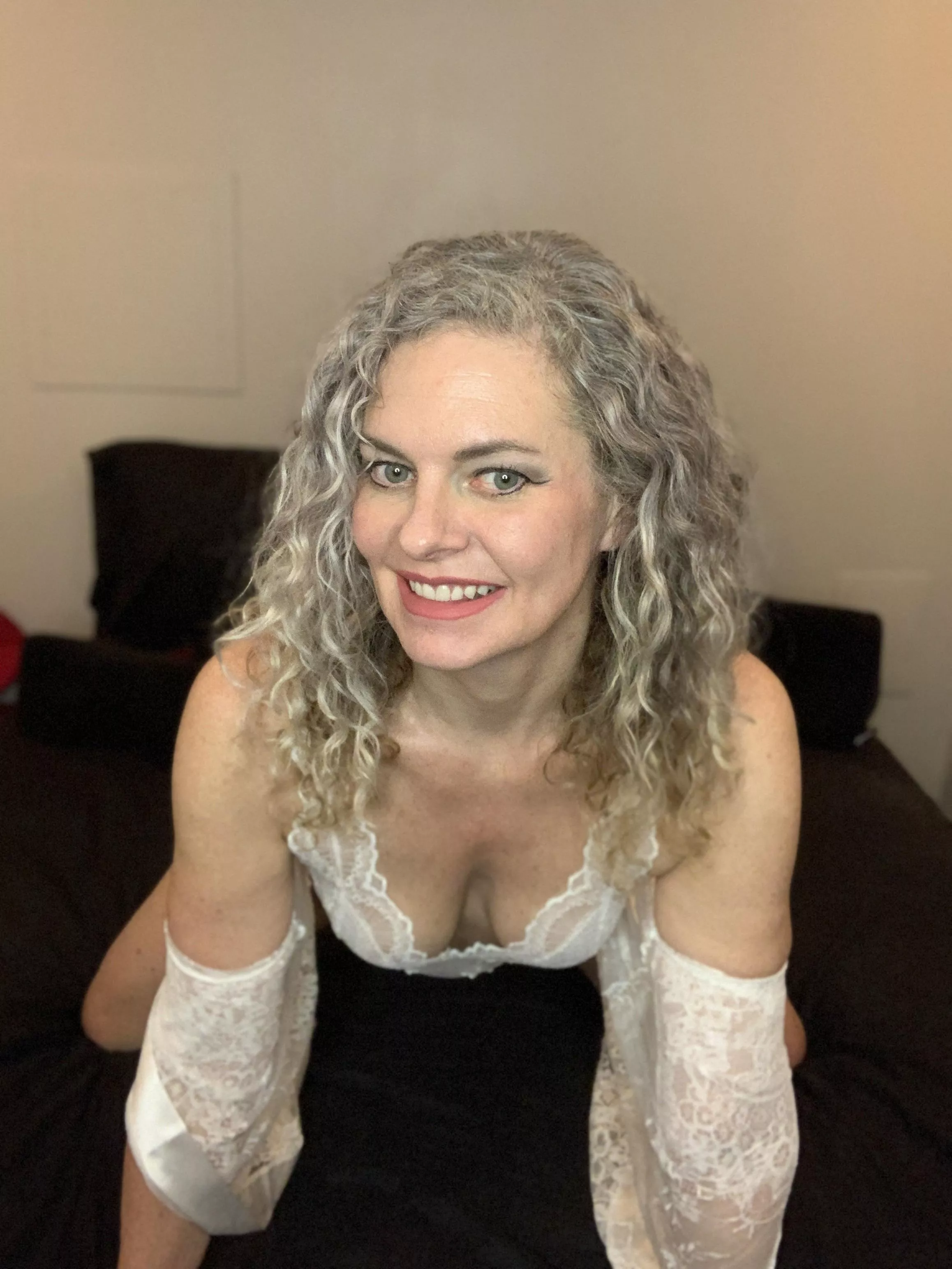 Nicole (@hotlegsplaytime) [onlyfans] posted by hotlegsplaytime