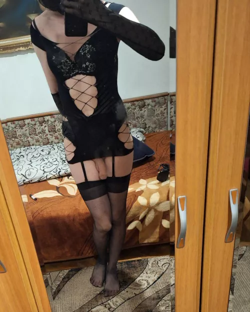 Pamper me and I'll suck your cock 💋 by LaraCrossdresserxx