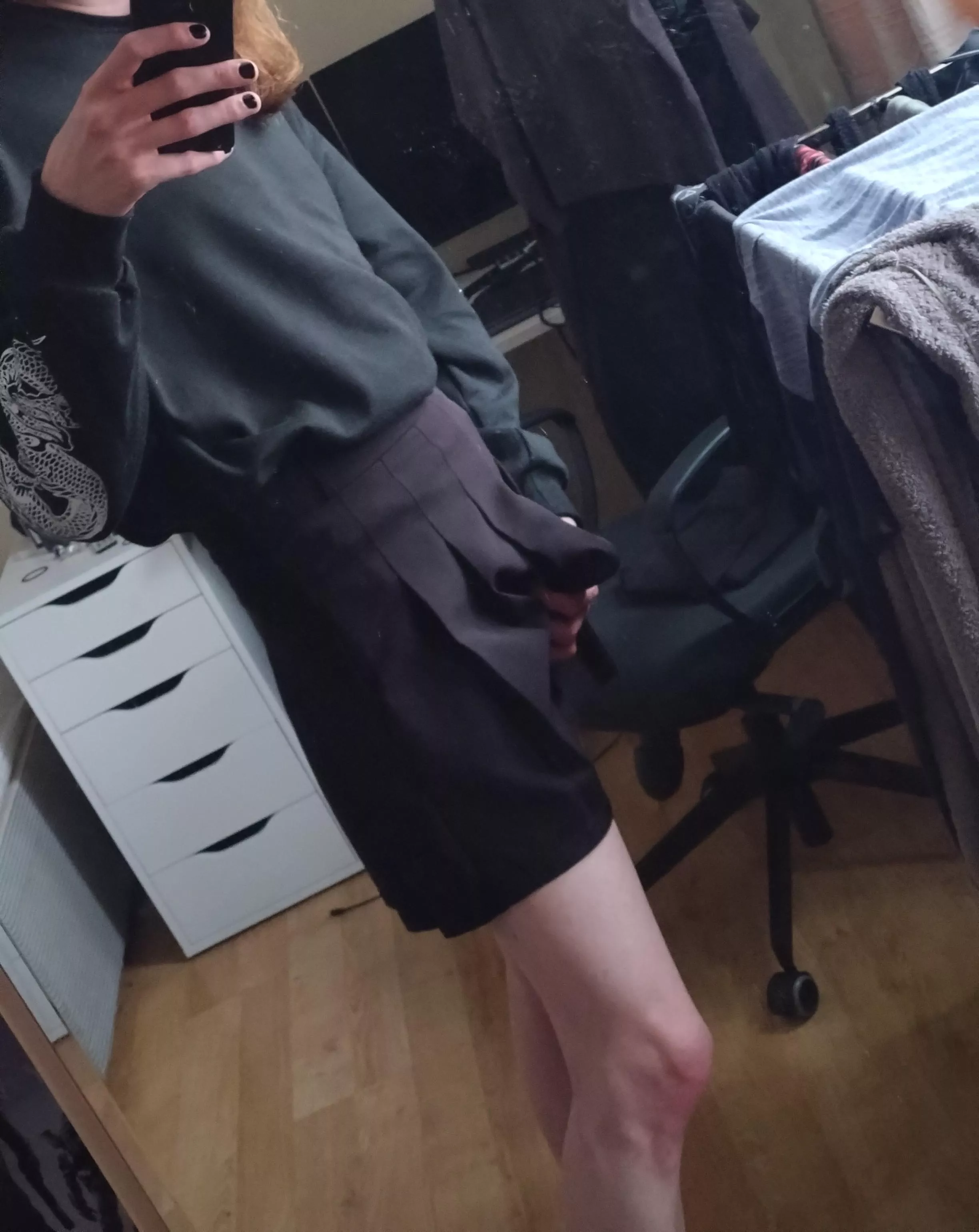 pov: your 'cis' tinder date got a boner posted by elfy__