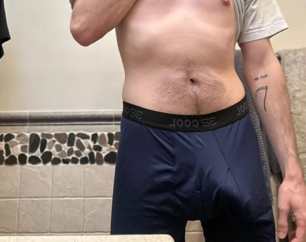 reach out to see more ... by zxchbts