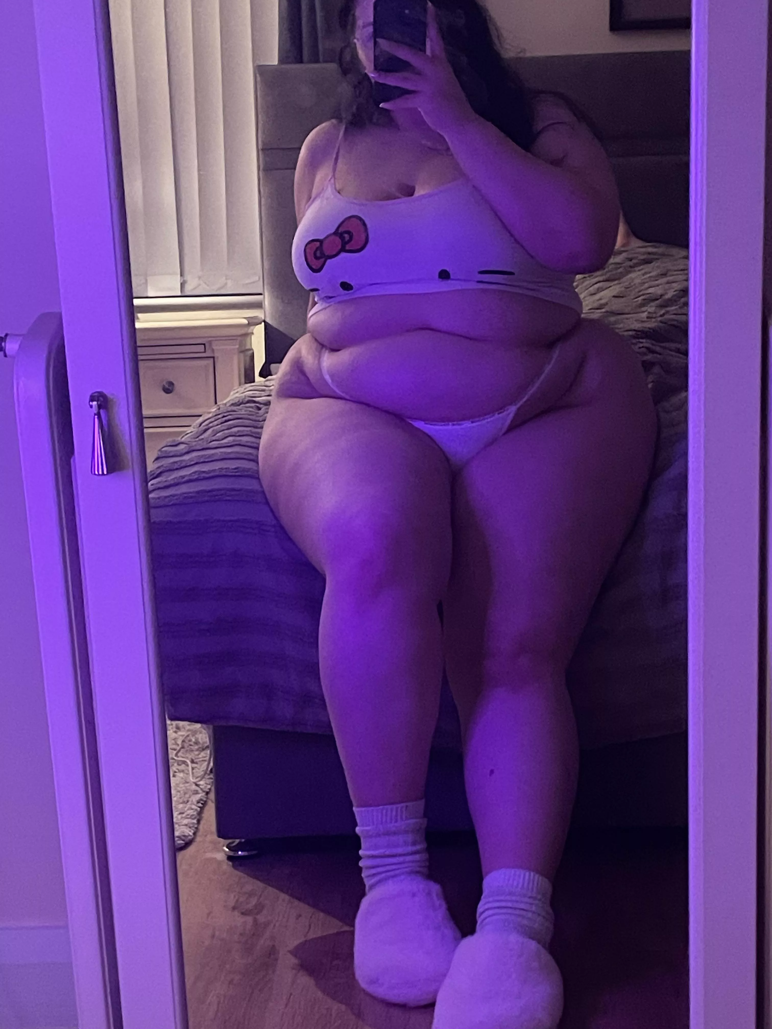 soft pillow posted by xehilia