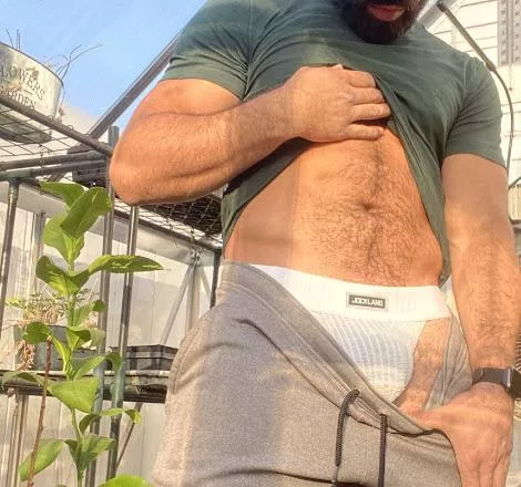 Spring fever 🌱  posted by dariusluxx