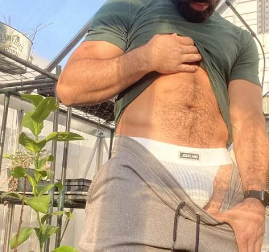 Spring fever 🌱  by dariusluxx