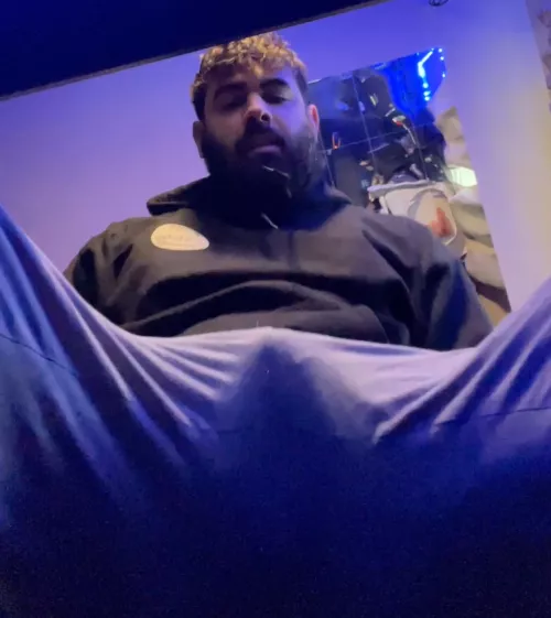 Sweatpant Problems or Blessing by AxleRodStewart