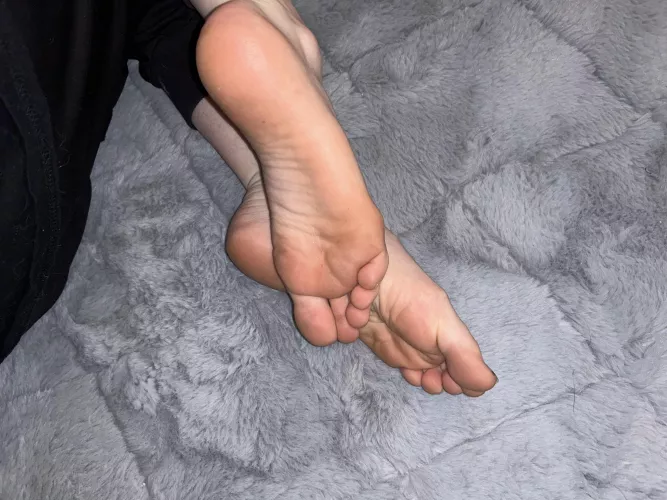 Thought my feet looked pretty today~ by yourstoner