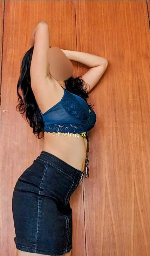 unwrap your gi[f]t 🎁 by flashingbee