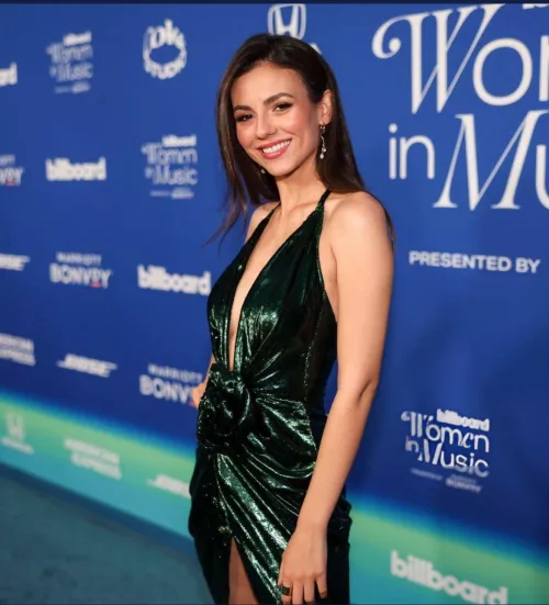 Victoria Justice by sagar9175