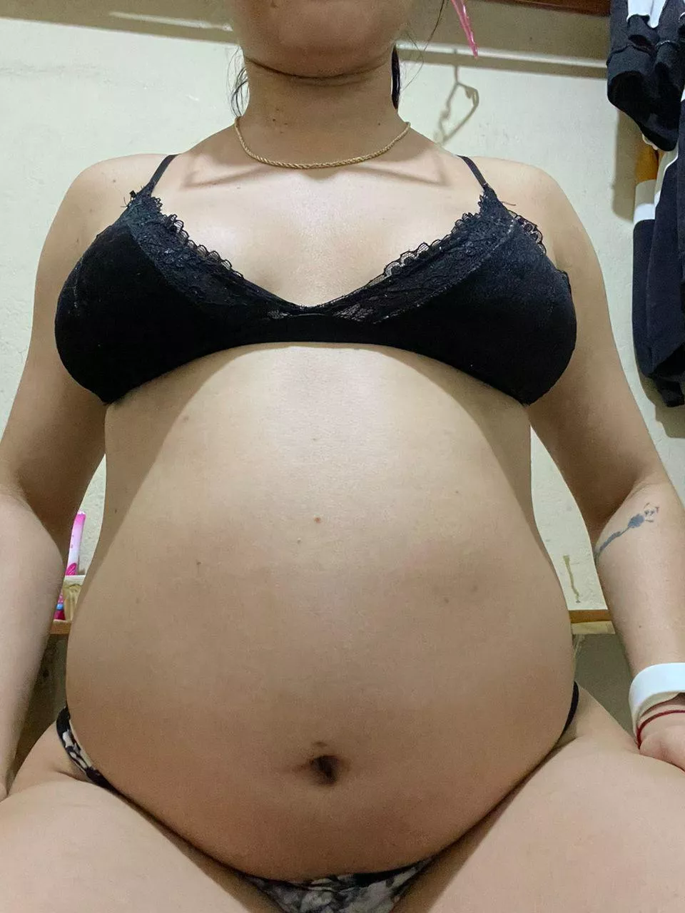 Wanna fillings🐷 posted by fabisbelly