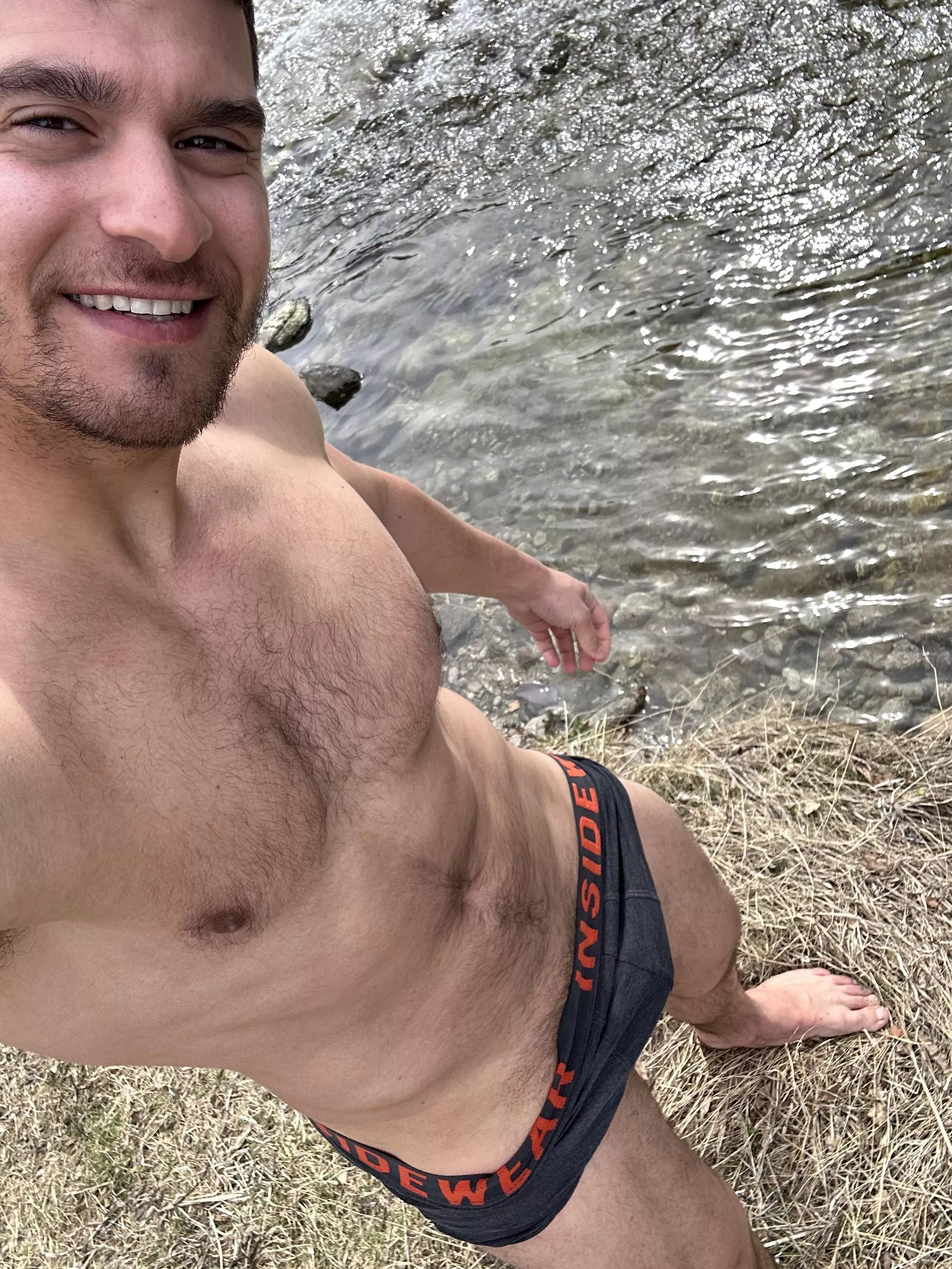 Was told this was a hot pic, so why not share [26]  posted by realisiwak