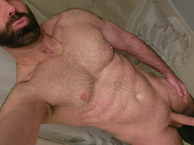 Who likes older, hung dominant men?  by hot_dilf6960
