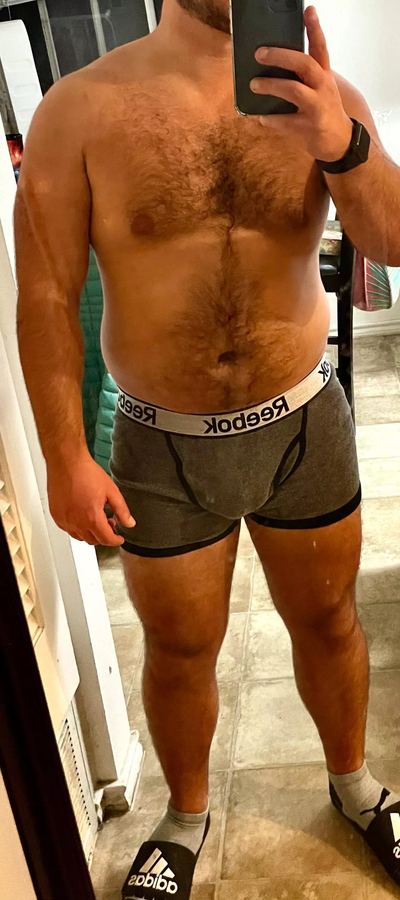 29 M. Looking for a snap bud. posted by IndividualLook7050