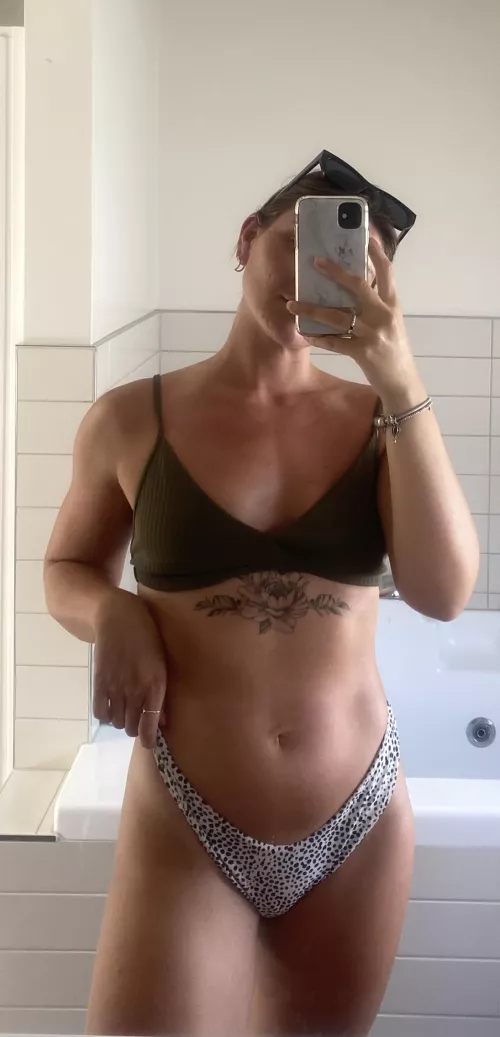 Can I come to the pool party? by Princess1z