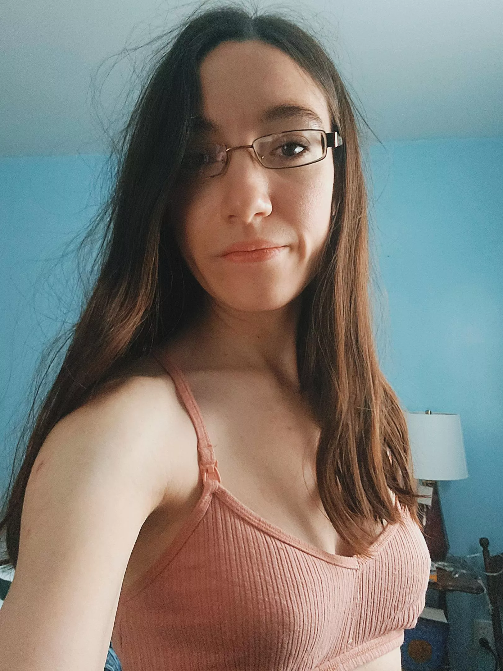 First thing in the morning glow ✨️ posted by coffeewithmom