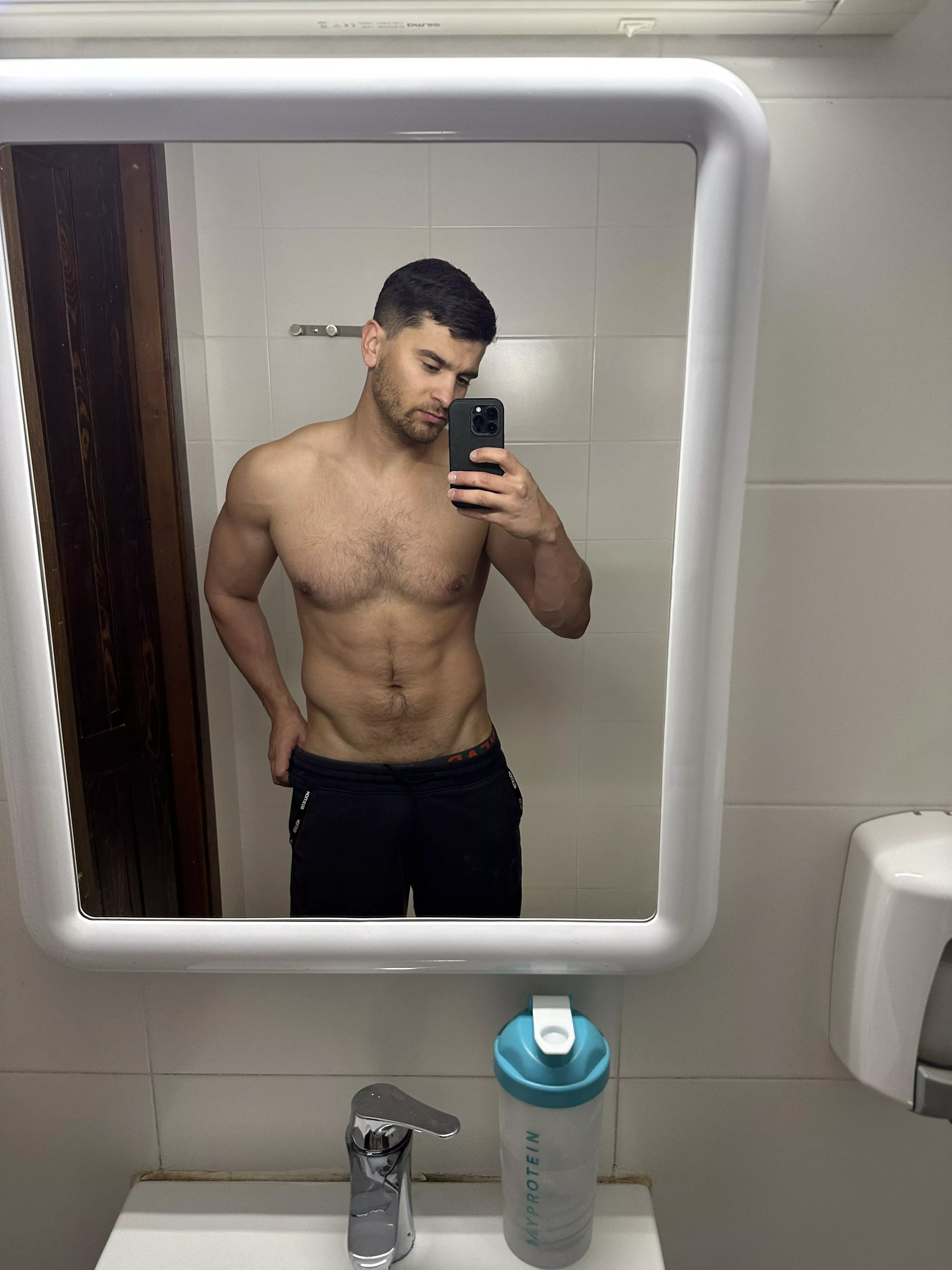 I am sexy as HELL🔥😈 posted by realisiwak