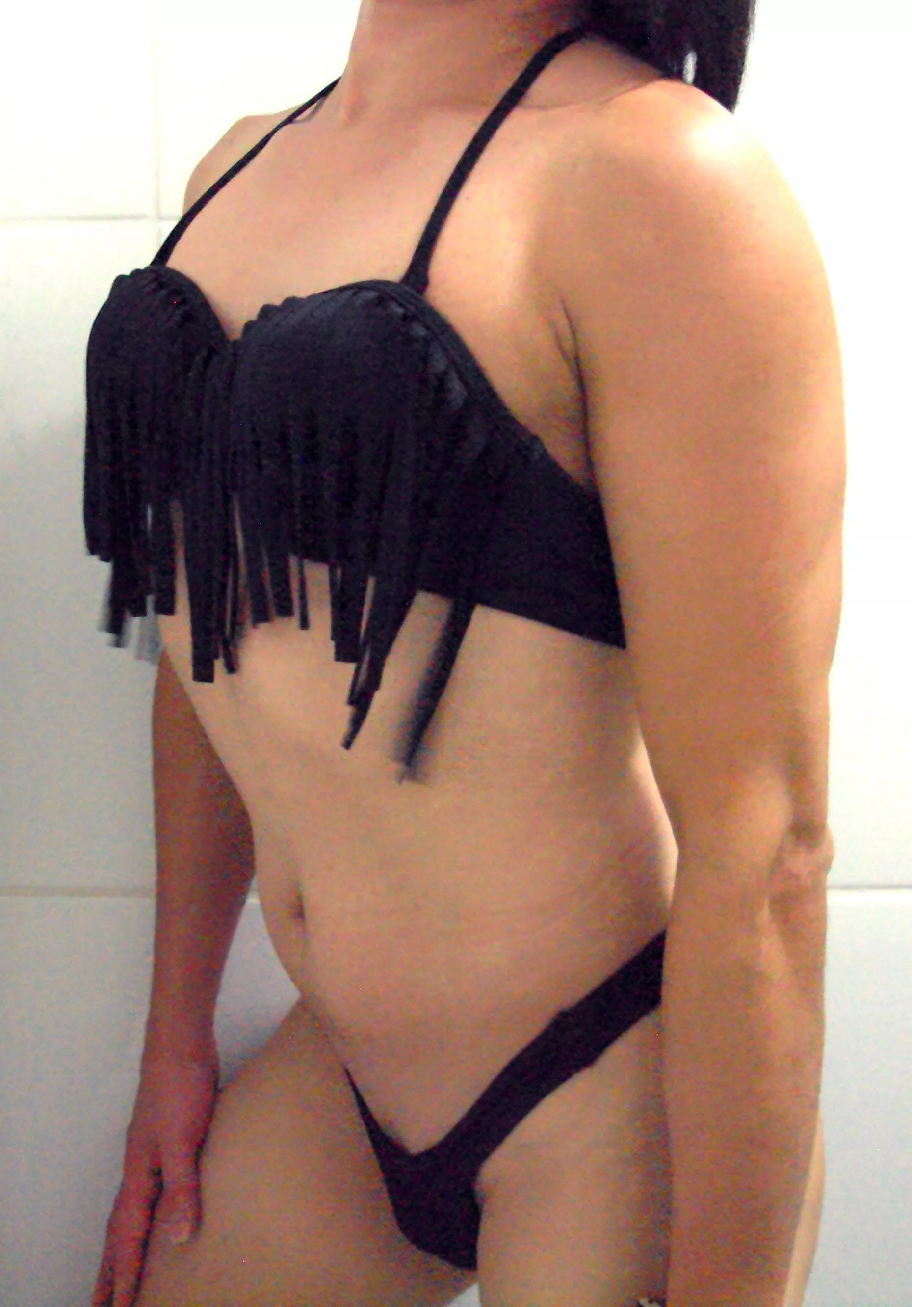 I feel so sexy wearing this... posted by LeticiaYumiCD