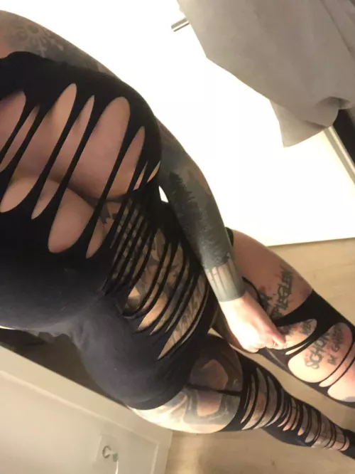 I would love to shake my boobs on your dick by leveleddispaire74