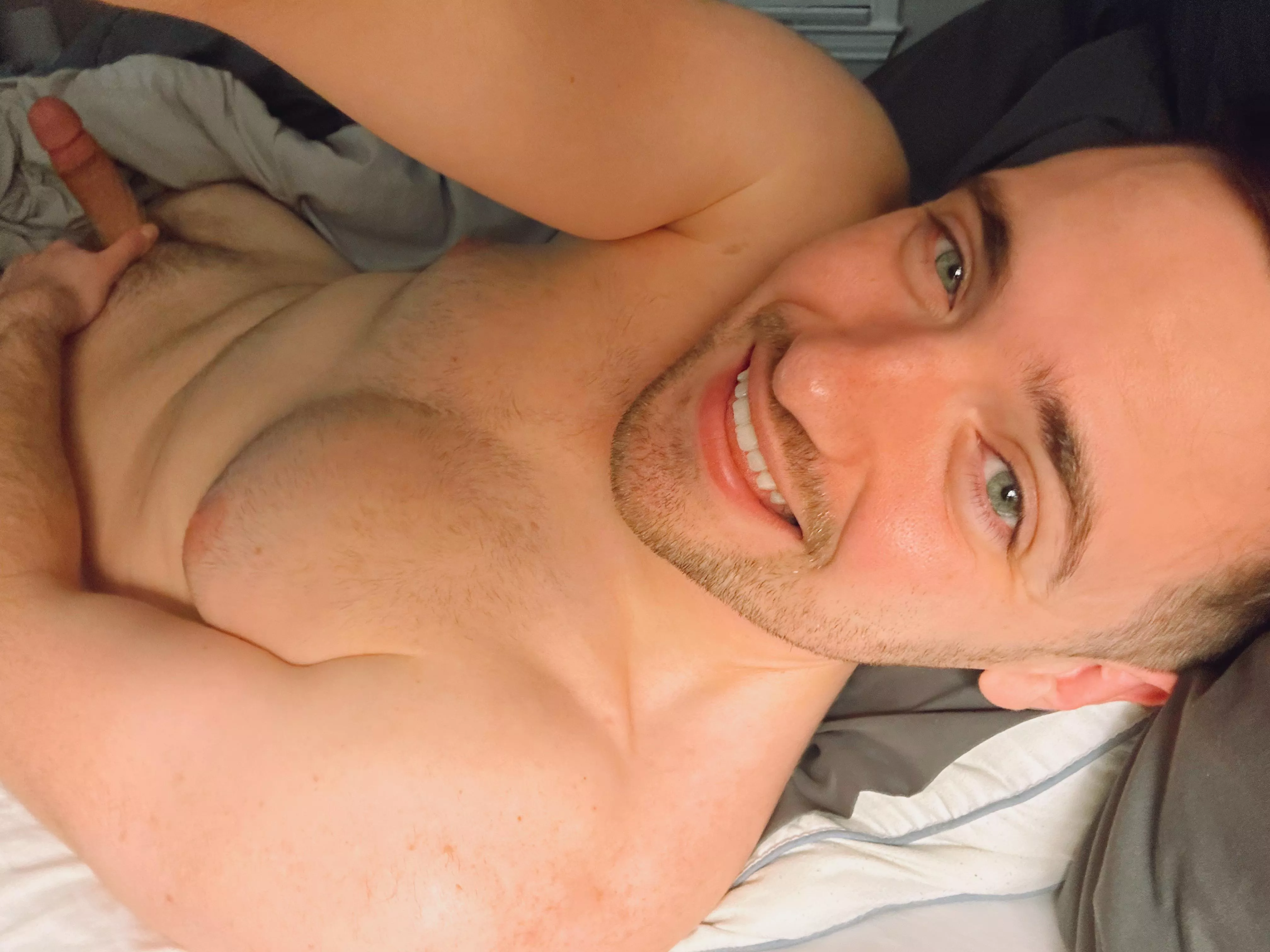 If this turns on just one person, it would make my night (: posted by RaegarSnow