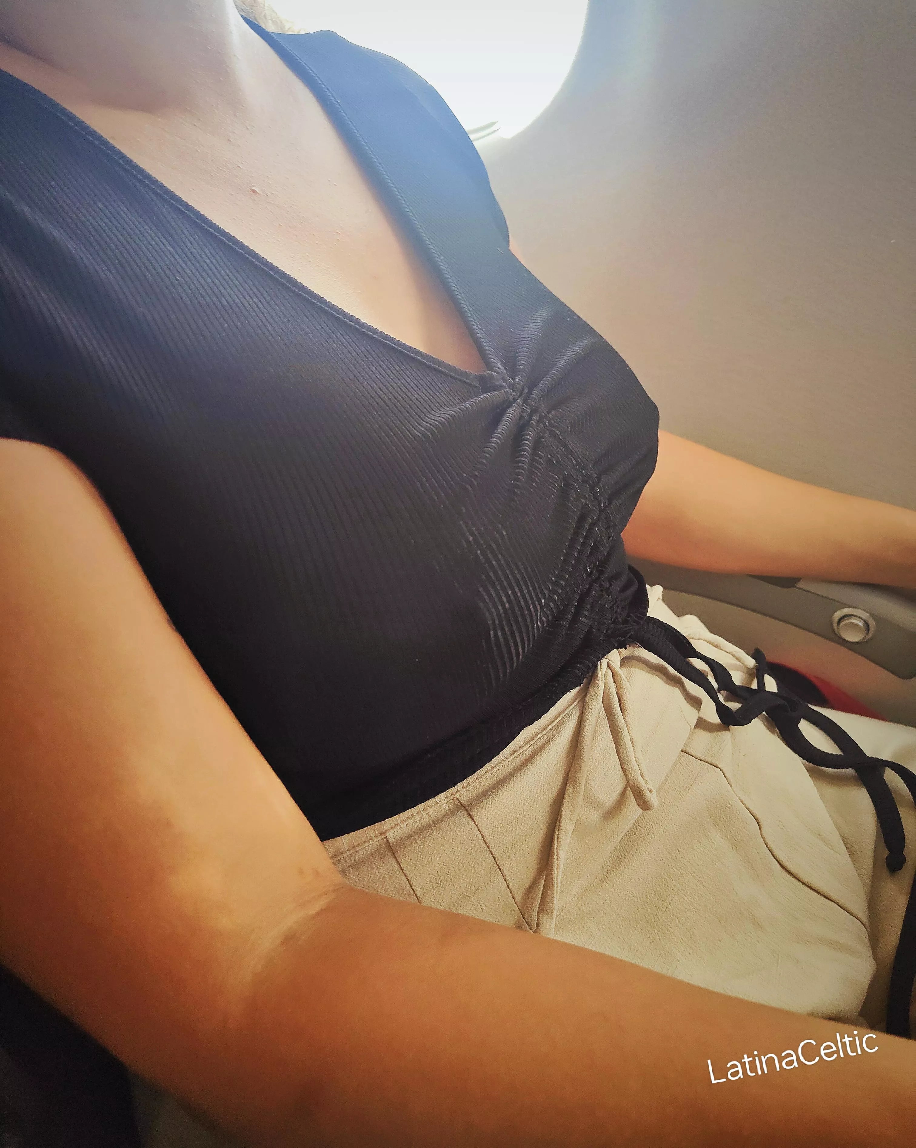 So jiggly during turbulence! ✈️ posted by LatinaCeltic