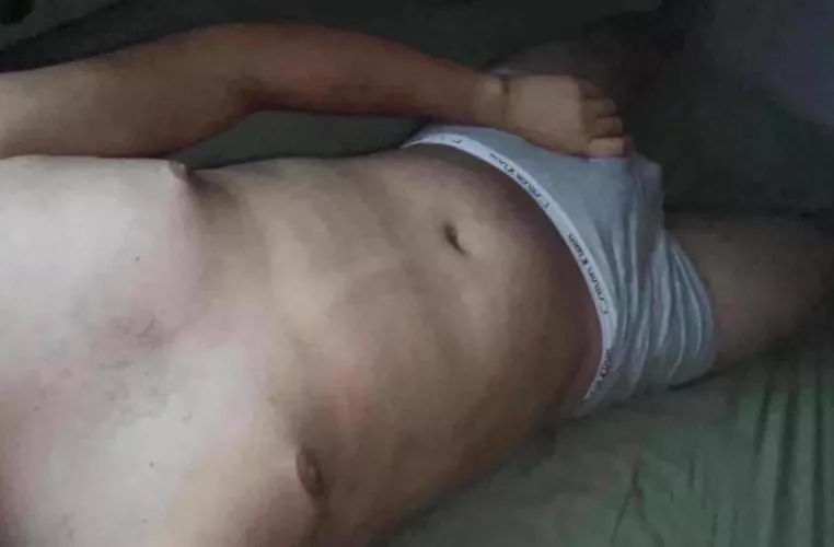 29 UK. -Bi top, looking for fun, Kinkier the better 22+ asl and face/ body pic needed - jamiet948. by gdydj