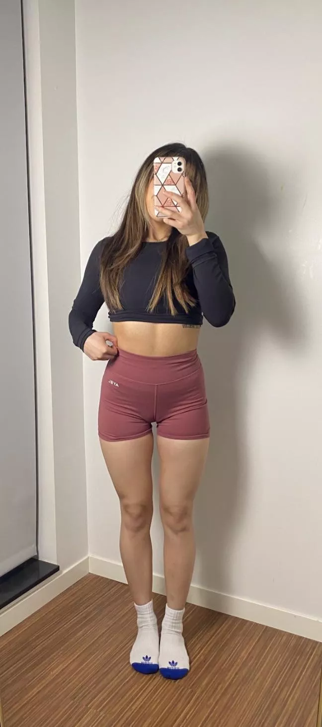 A guy at the gym told me my camel toe was too distracting! Do you think so? posted by EllieBunnieXO