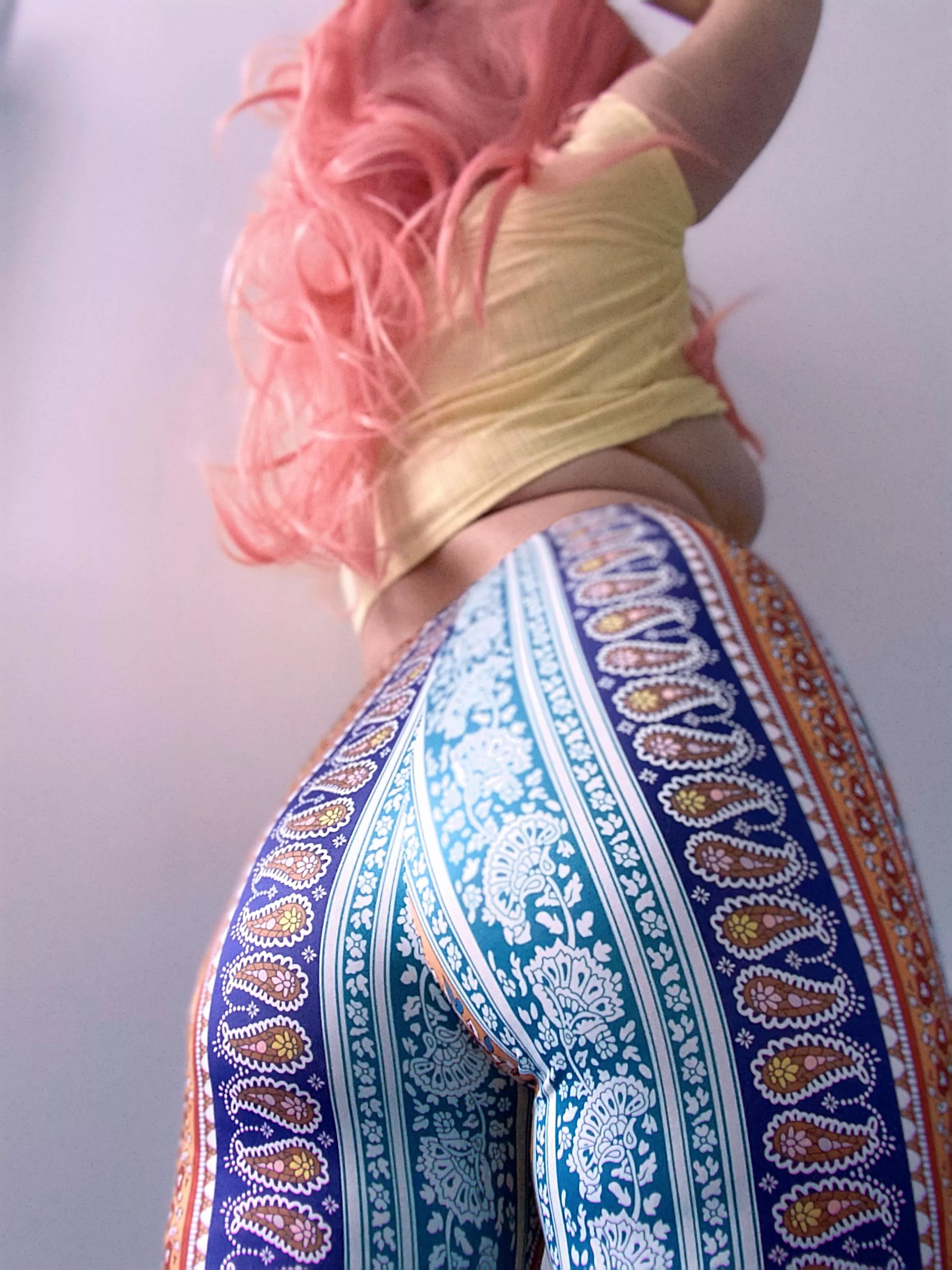 A tinny bit of sideboob, cause I'm shy like that daddy 👀 posted by BunnehBlizzard