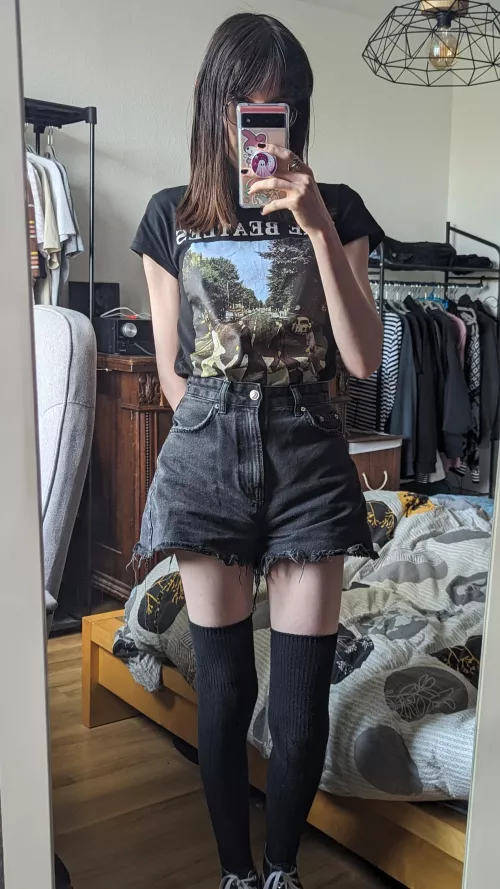 Almost 10 months on E ❤️ by tari-bunny