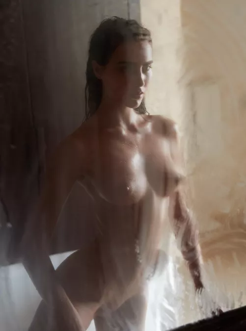 Anna Wolf by zerothirtyfour