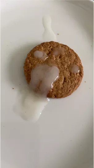 Any Cumsluts wants this 🍪 posted by Damonready