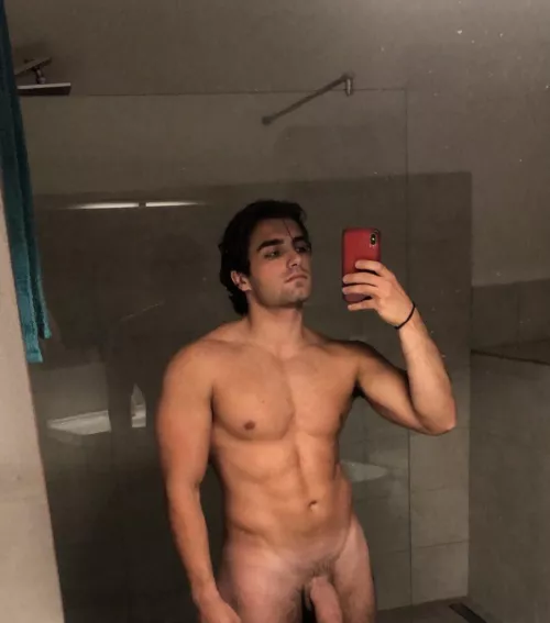 Comment if u want the whole picture 👀 by HardHors3