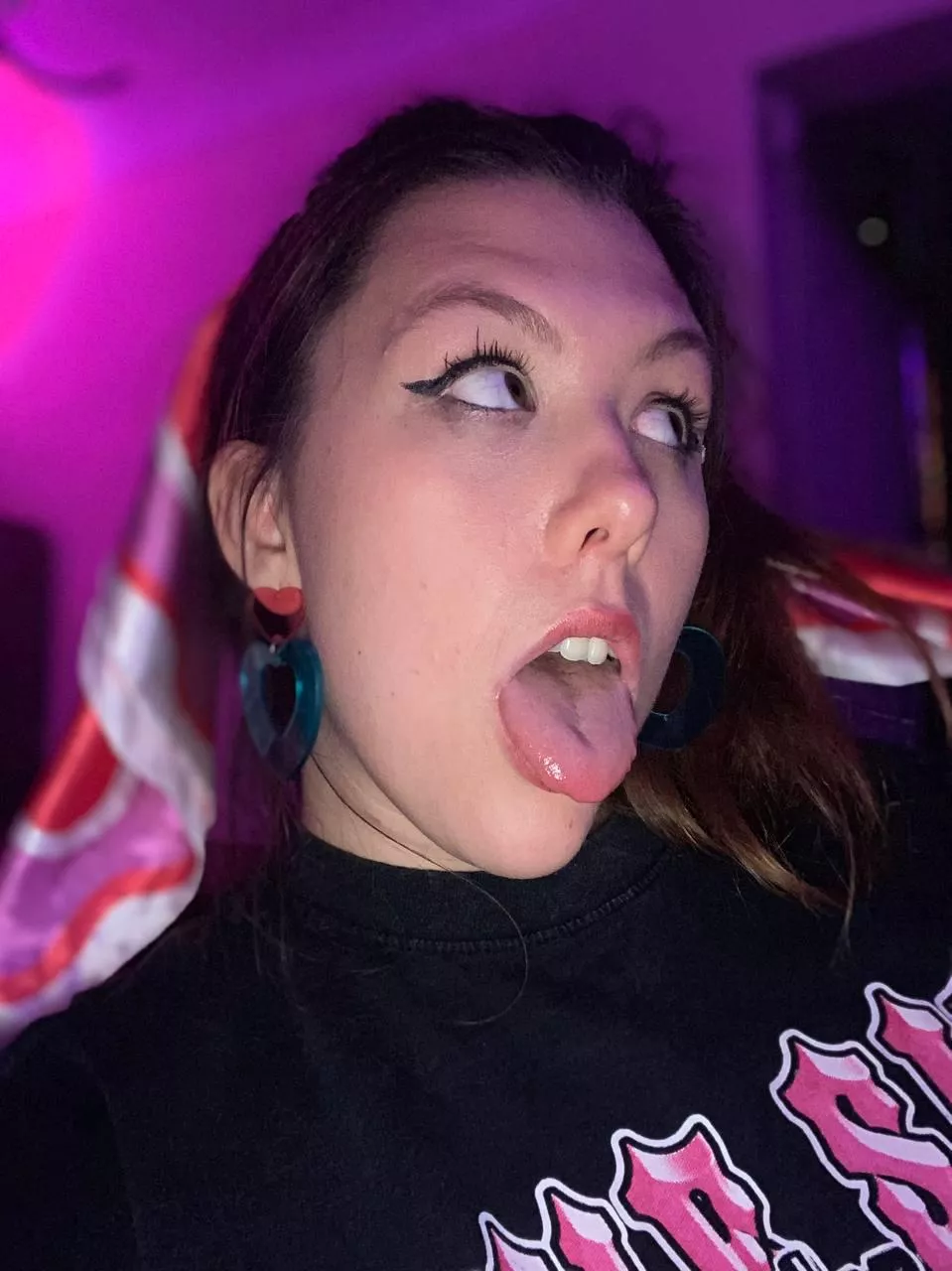 Don't miss your chance when i open my mouth posted by neon__goddess