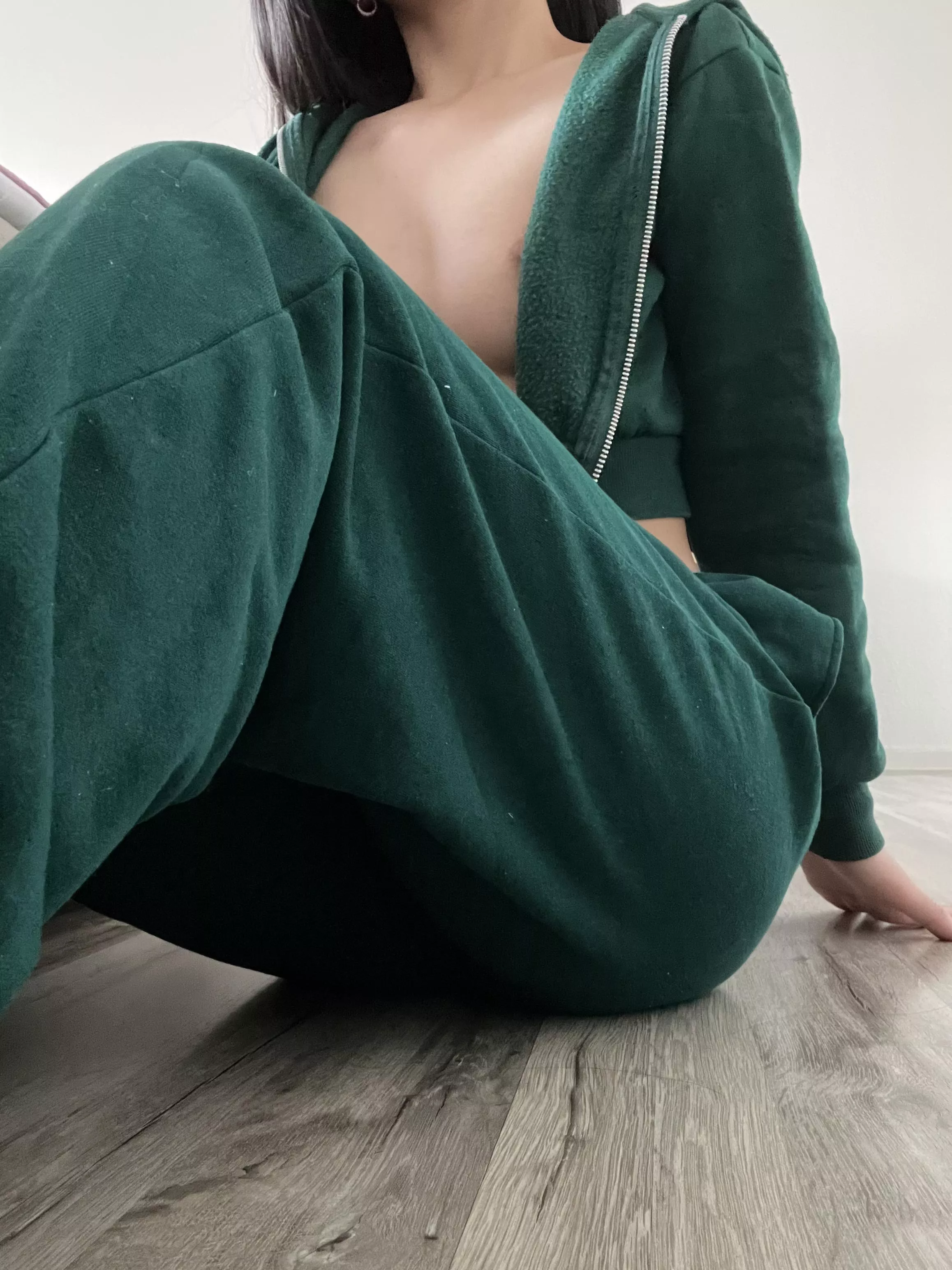 exhausted after gym~ who volunteer to help ~ posted by Sad_Bat6485