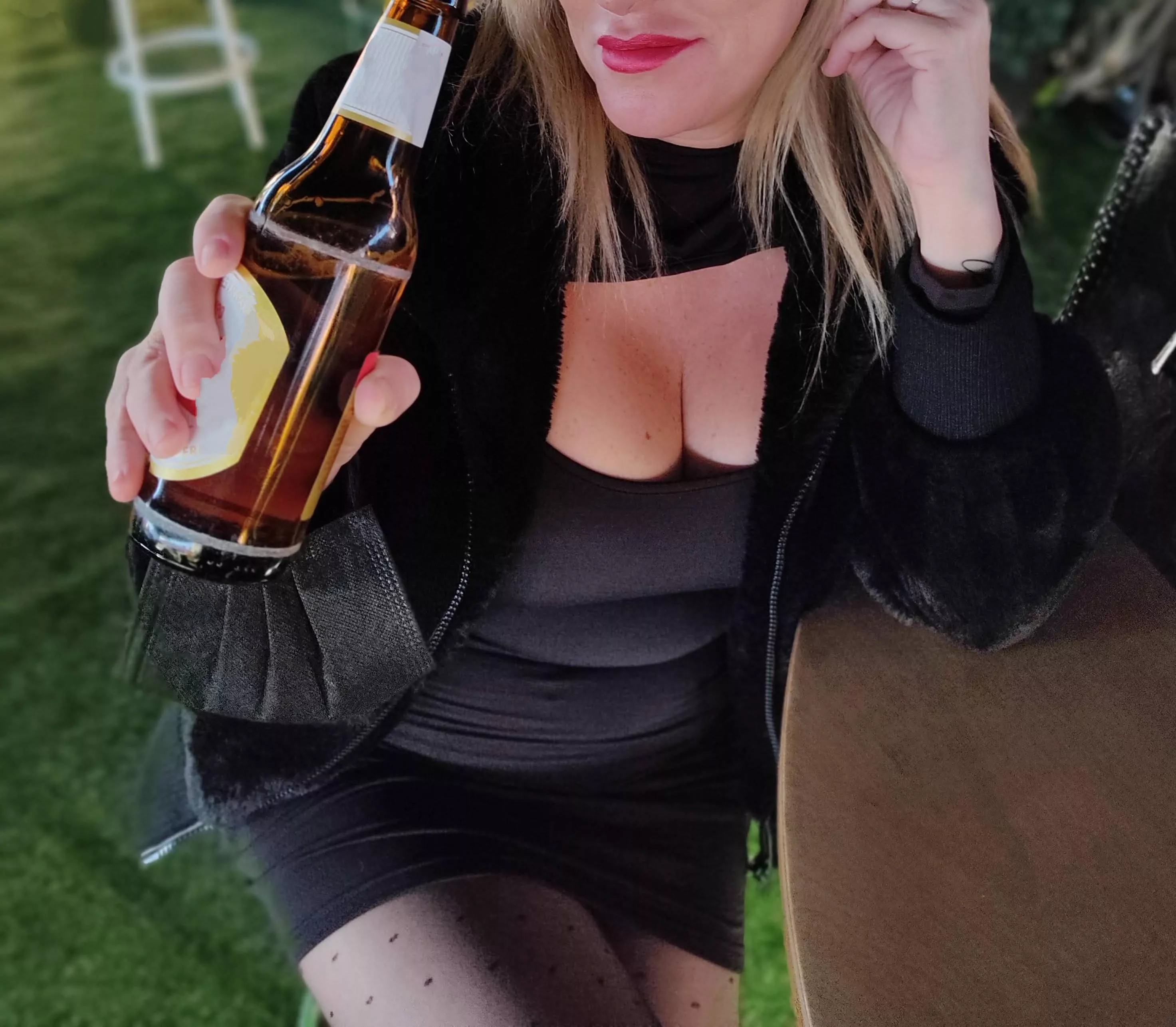 (f) I invite you to a beer, Milf 49yo  posted by missjonner74