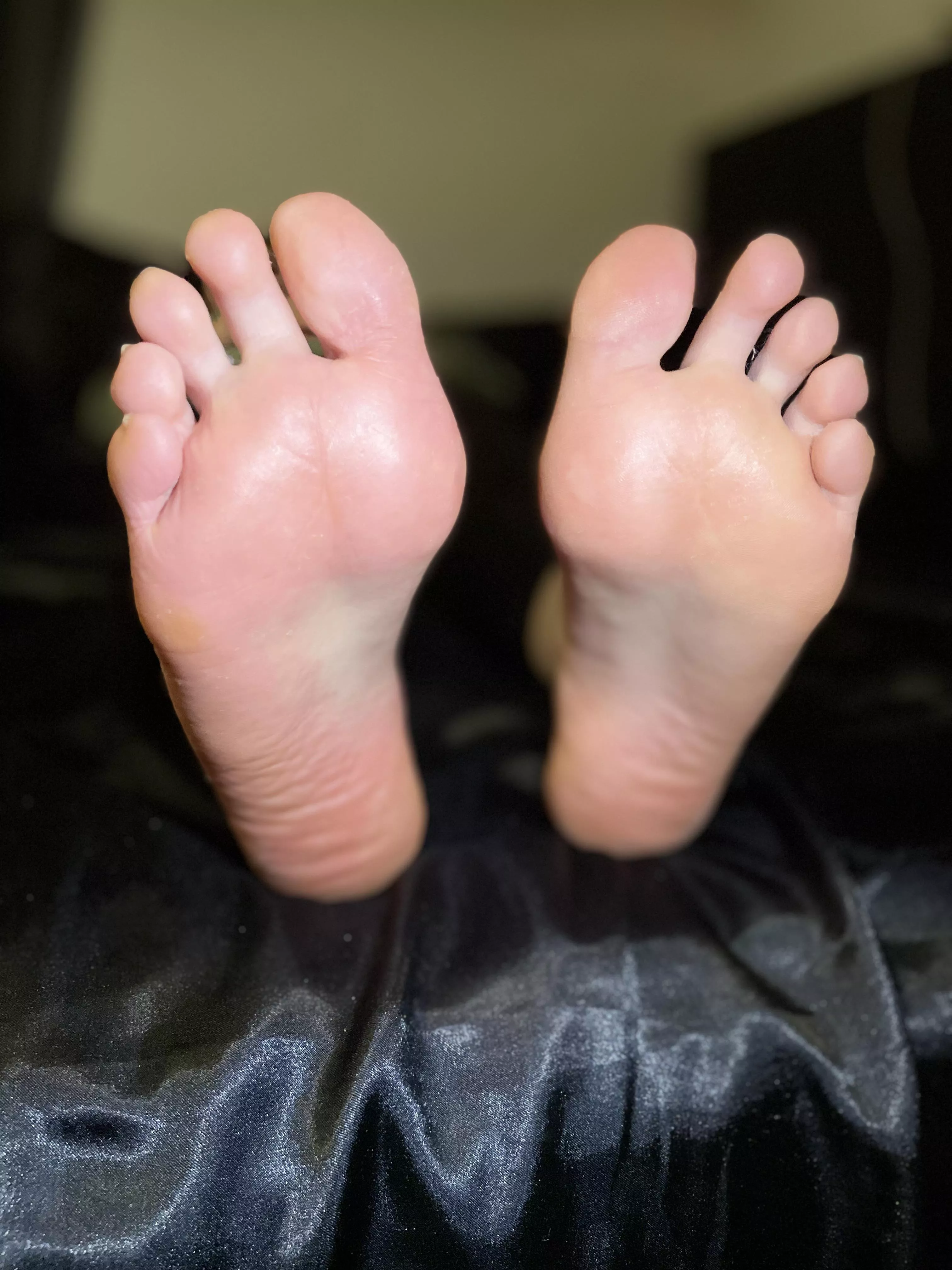 Guess the size  posted by SaraCuteSoles