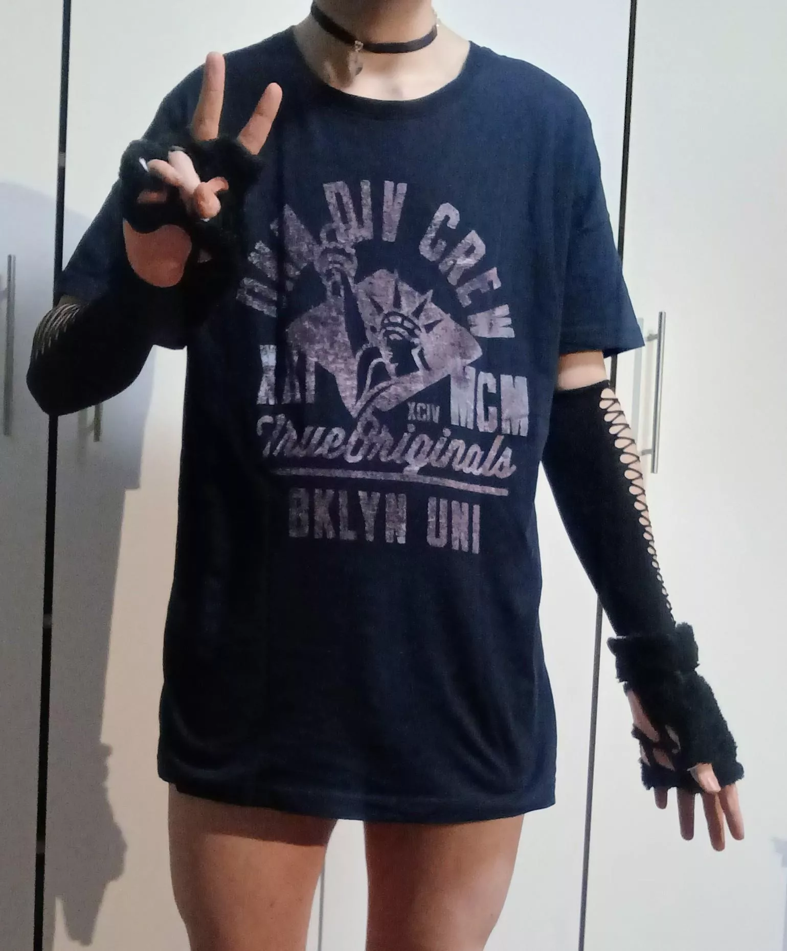 Helloooo everyone ☺️ posted by 4Peach1