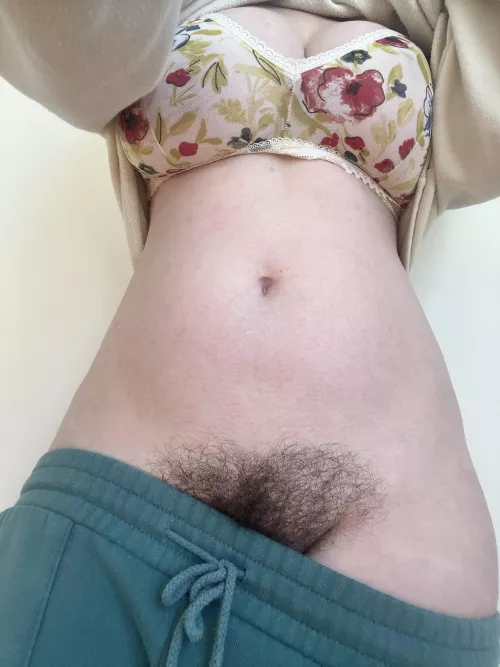 I don’t like to wear panties  by faekitti