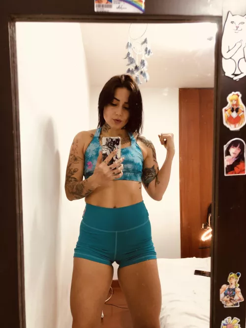 I have the best pre-workout for you🍎 [F] by Eva_Belle