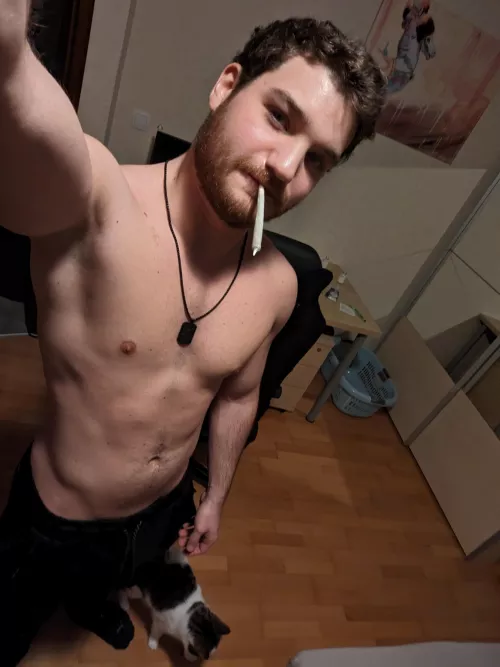 I need Smoking Buddy who is Not my cat 😺 [m] by ActiveUnhappy6879