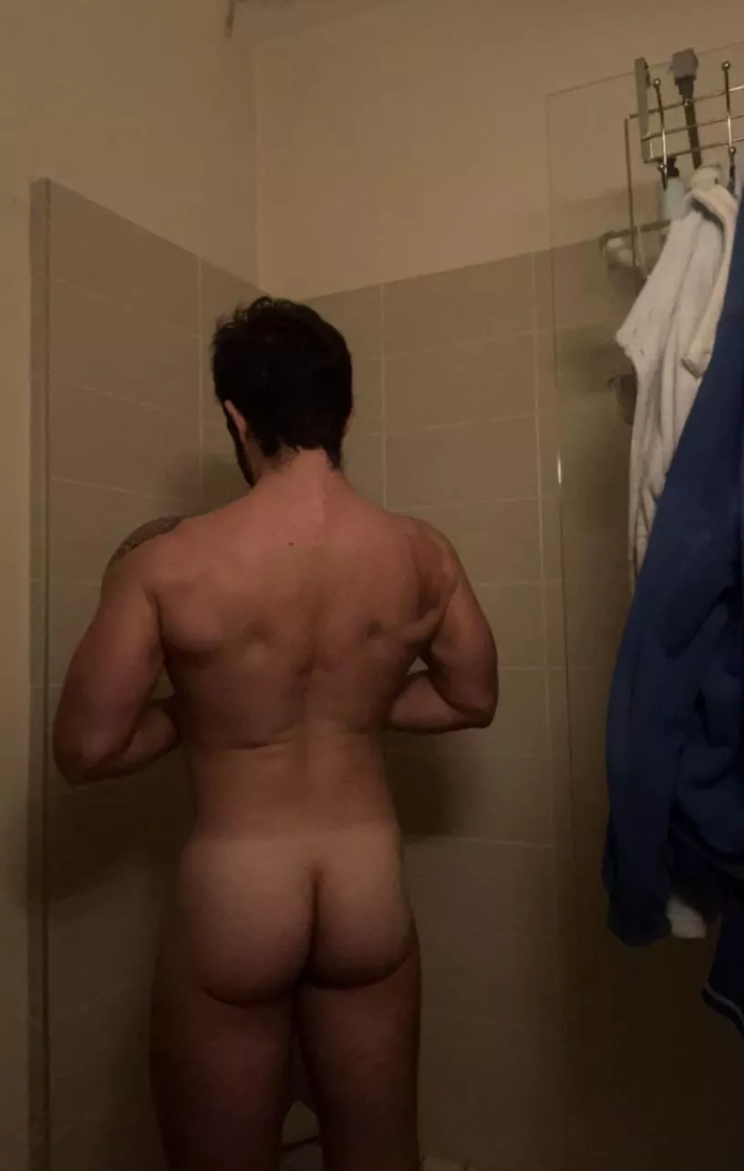 I trained back today, can you tell it? posted by Reasonable-Falcon676