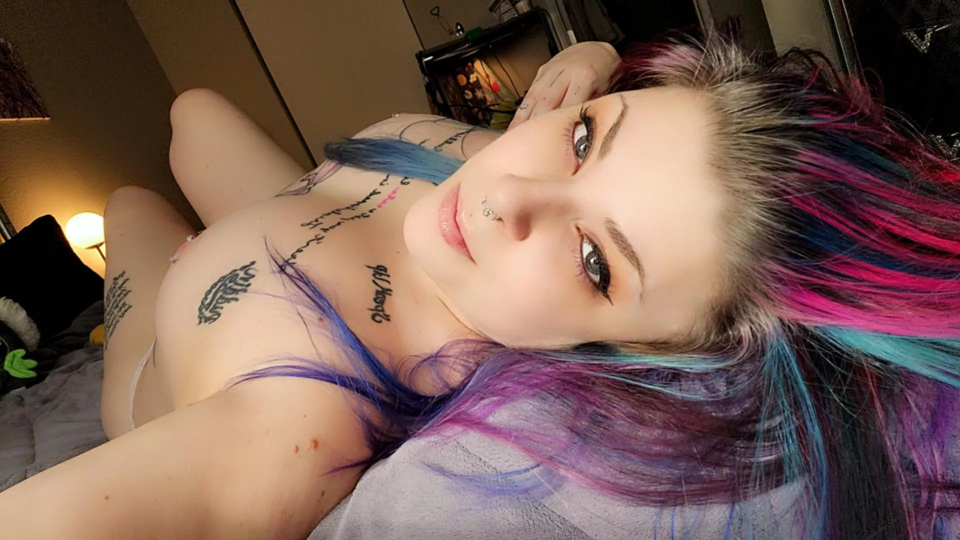 In need of a hug 🥰 posted by ElaineDolly